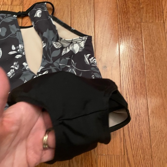 Balera Black and White Dancewear - Picture 4 of 5